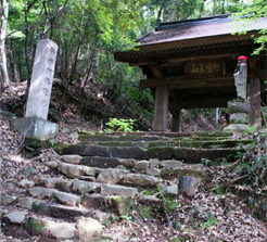 阿弥陀寺山門