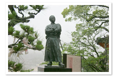 風頭山山頂の像の原像