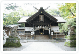 春日山神社